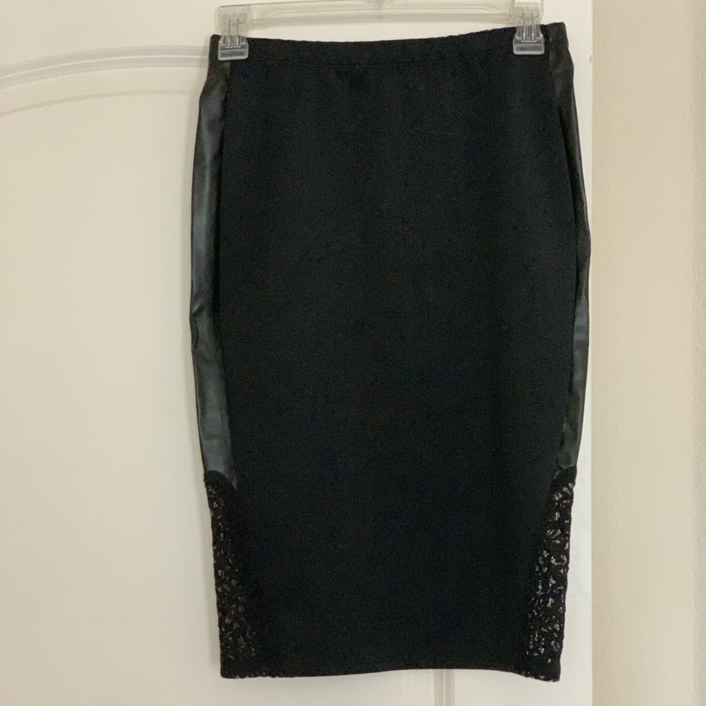 Black midi skirt